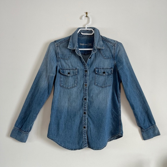GAP Denim Chambray Button Up Shirt 100% Cotton Small Coastal Cowgirl - Picture 1 of 13